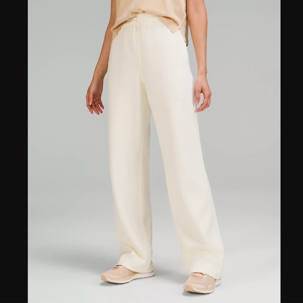 Lululemon Softstreme High-Rise Pant Regular